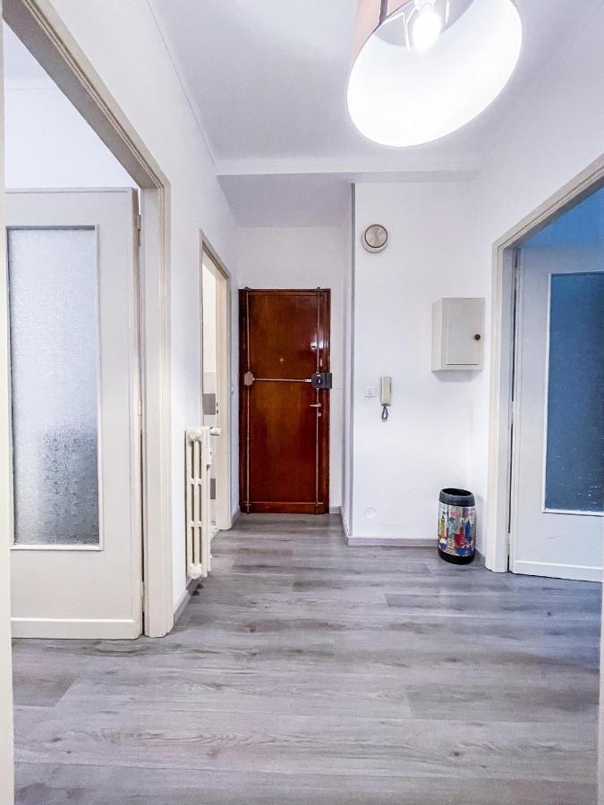 Myhouse Marche - Affitti Brevi Italia * Turin